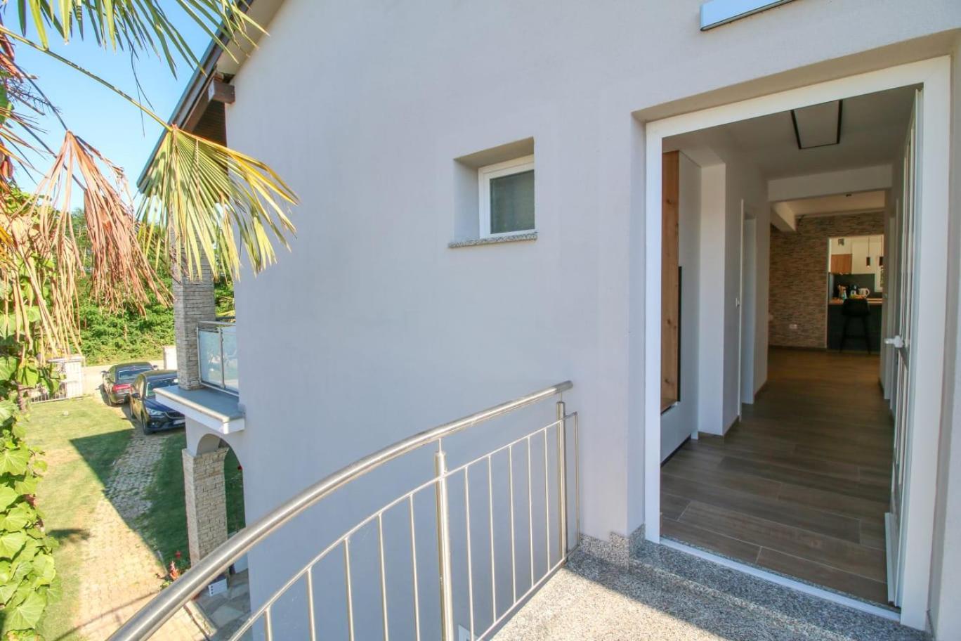Apartman Nerlovic Πόρετς Εξωτερικό φωτογραφία