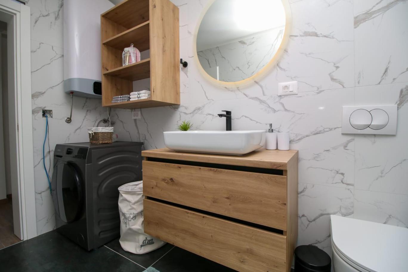 Apartman Nerlovic Πόρετς Εξωτερικό φωτογραφία